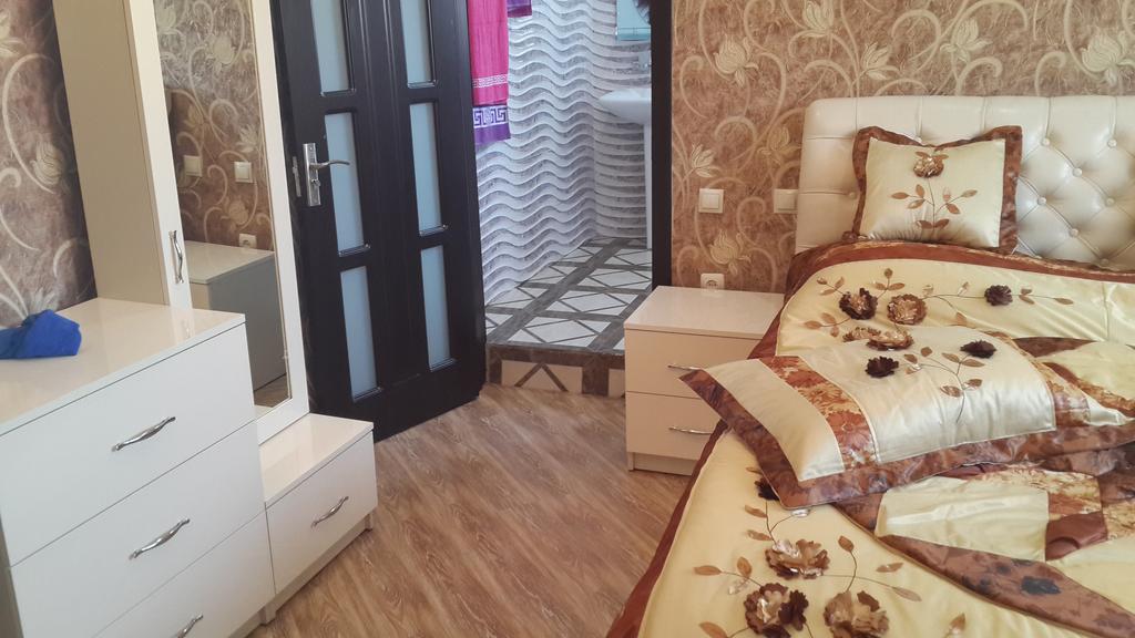 קוטאיסי Edemi Hotel חדר תמונה
