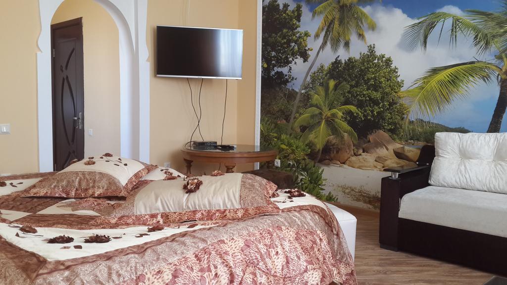 קוטאיסי Edemi Hotel מראה חיצוני תמונה
